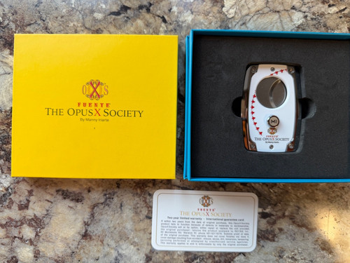 Opus society c30 - x, fuente